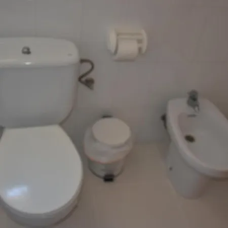 Independent Whole 1st Floor 1room 1balcony And Views 1bathroom Homestay *