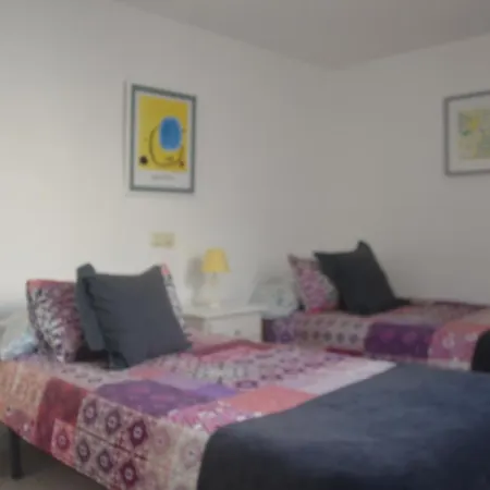 Homestay Independent Whole 1st Floor 1room 1balcony And Views 1bathroom