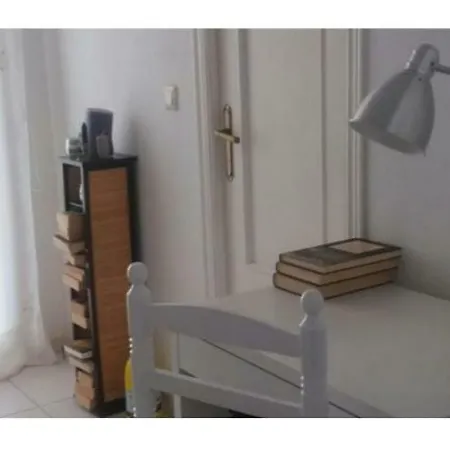 Homestay Independent Whole 1st Floor 1room 1balcony And Views 1bathroom