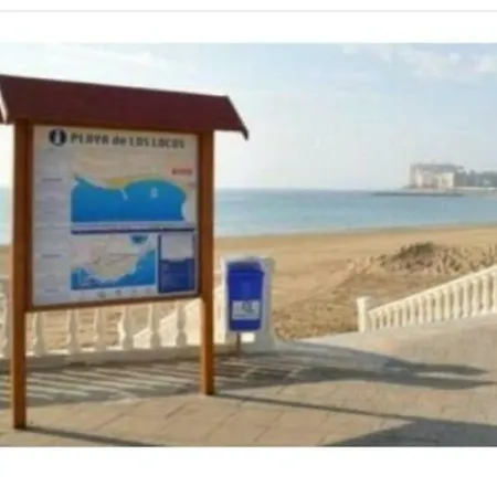 Independent Whole 1st Floor 1room 1balcony And Views 1bathroom *