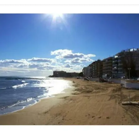 Independent Whole 1st Floor 1room 1balcony And Views 1bathroom Homestay Torrevieja